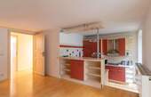 Küche mit Zugang zum Balkon - 4 Zimmer Etagenwohnung zum Kaufen in Berlin