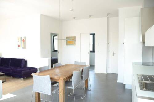 Bild 1 - Moderne 2-Zimmer-Wohnung mit großer Dachterrasse (20 m²), Design-Details & Top-Lage