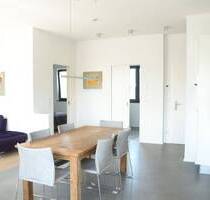 Moderne 2-Zimmer-Wohnung mit großer Dachterrasse (20 m²), Design-Details & Top-Lage - Trier Weismark-Feyen