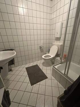 exemplarisch Bad 1.OG links - 