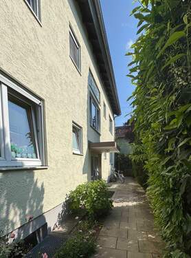 Eingang Wohnhausjpg - 3 Zimmer Etagenwohnung zum Kaufen in Fürstenfeldbruck