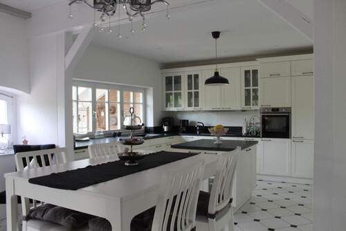 Bild 4 - Einfamilienhaus mit 378,00 m² in Wakendorf II zum Kaufen