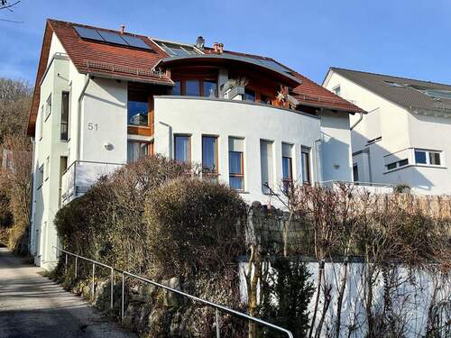 Ansicht von Südwest - 3 Zimmer Etagenwohnung zum Kaufen in Herrenberg