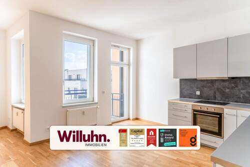 Bezugsfrei _ - Sofort einziehen! 4-Zimmer Altbauwohnung I moderne Einbauküche I West-Balkon
