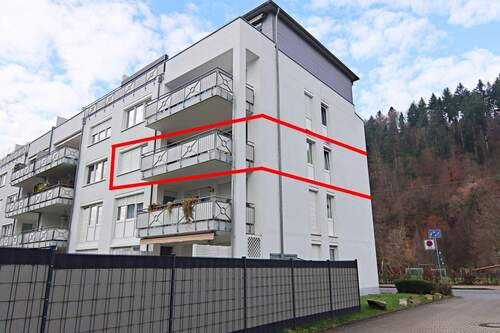 Hausansicht - Großzügige 4-Zimmer-Wohnung mit Südbalkon und Tiefgarage in ruhiger Lage von Schopfheim