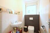 Gäste-WC - Etagenwohnung mit 98,90 m&sup2; in Schopfheim zum Kaufen