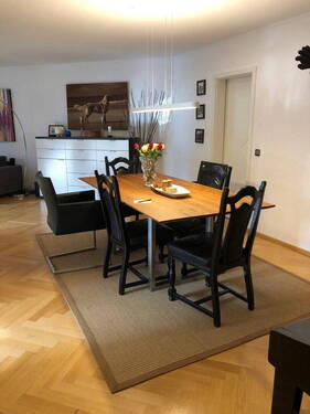 Wohn- Essbereich - Provisionsfrei - Schönstes Isarhochufer: Lichtdurchflutete 5-Zimmer-Wohnung in München-Harlaching