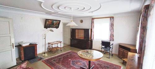 Wohnzimmer EG - 7 Zimmer Einfamilienhaus zum Kaufen in Schömberg