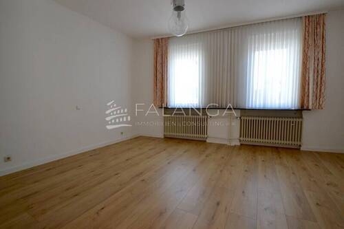 Zimmer 2 - 