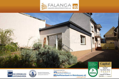 Titelbild Aussenansicht Terrasse I - Falanga Immobilien-neu san. & modern. EFH mit einem FANTASTISCHEN, RIESIGEN SONNENGARTEN in Budenhm.