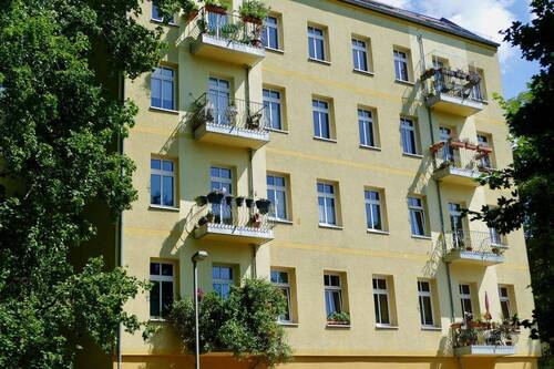 Vorderhaus - Single-Apartment, großzügig, lichtdurchflutet, charmant im Herzen von Berlin-Friedrichshain