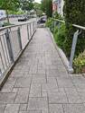 Stufenfreier Zugang zum Laden - 