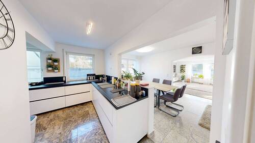 Küche/Essbereich - Einfamilienhaus mit 318,50 m² in Ingolstadt zum Kaufen