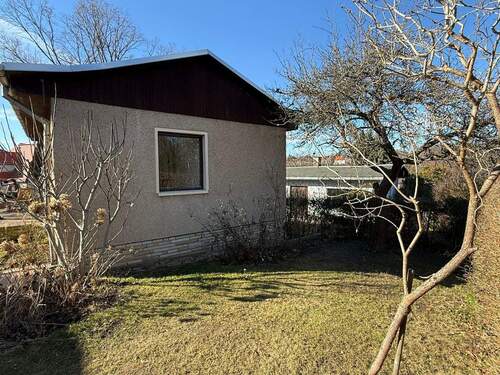 Objektansicht (2) - 2 Zimmer Bungalow zum Kaufen in Dresden