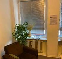 Zentrales Münchner Büro: 4 Arbeitsplätze, flexibel, möbliert & sofort verfügbar - München Ludwigsvorstadt-Isarvorstadt