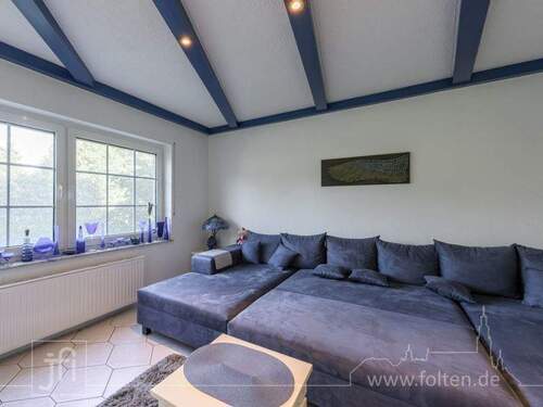 Wohnzimmer... - 5 Zimmer Einfamilienhaus in Jemgum