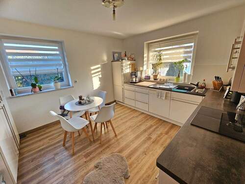 Küche mit Essbereich - Doppelhaushälfte mit 125,00 m&sup2; in Petersberg zur Miete