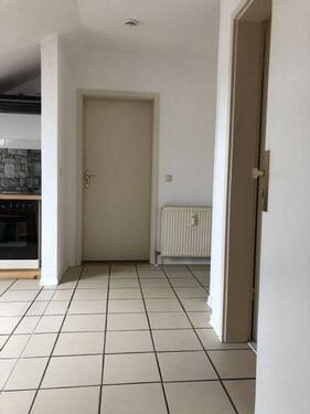 Eingang - 3 Zimmer Etagenwohnung zur Miete in Wallersdorf