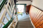 Traditionelle Holztreppe - 