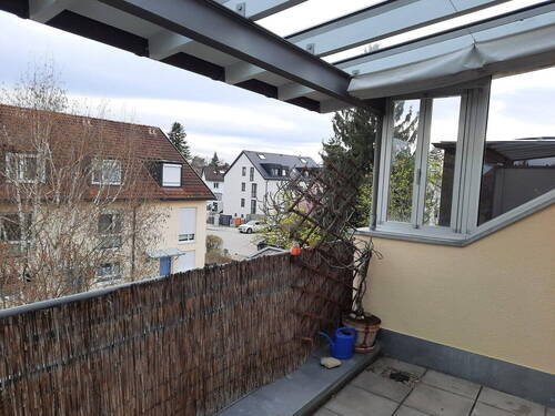 Dachterrasse - Schöne 3-Zimmer-DG-Wohnung in München-Daglfing