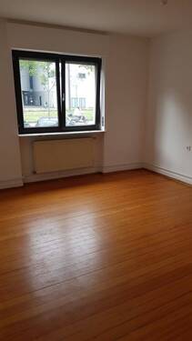 Zimmer 3 EG - 3- Zimmer mit 82,00 m&sup2; in Karlsruhe zur Miete