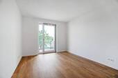 Bild 2 - 5 Zimmer Etagenwohnung zur Miete in Berlin