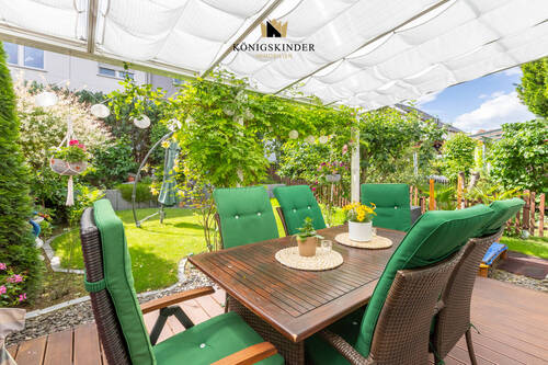 Sehr schöne Gartenansicht - 5 Zimmer Reihenendhaus zum Kaufen in Sindelfingen-Maichingen