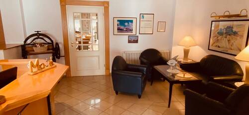 Lounge und Rezeption - 
