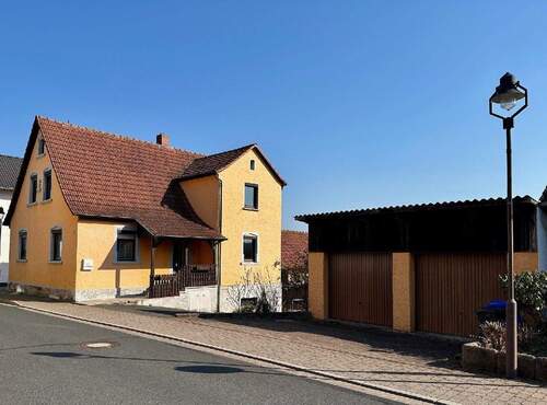 Doppelgarage - 7 Zimmer Einfamilienhaus zum Kaufen in Johannesberg-