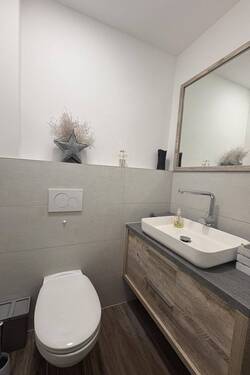 WC - 