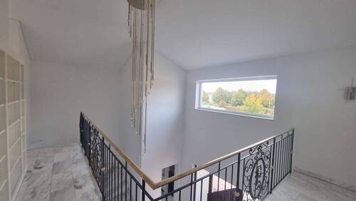 Foyer - 