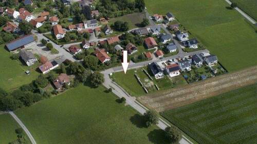 Luftbild I - TRAUMHAFTES BAUGRUNDSTÜCK - DIREKT am ORTSRAND! für Einfamilienhaus oder Doppelhaus
