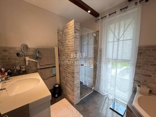Vom Schlafzimmer / Bad en Suite - 