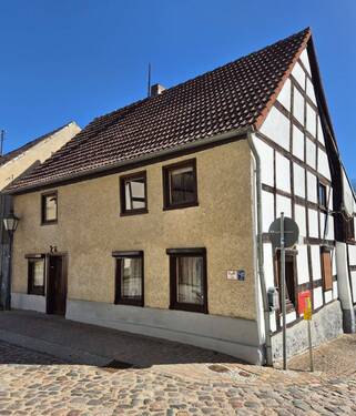 1.jpg - historisches Eckhaus in Oderberg