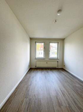 Zimmer - Etagenwohnung mit 45,50 m&sup2; in Lübeck zur Miete