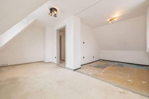 Dachgeschoss - Zimmer - 