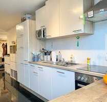 ***103 QM WOHNKOMFORT*** GROSSZÜZIGE 3 ZI. WOHNUNG MIT EINBAUKÜCHE UND BALKON - Fürth Innenstadt