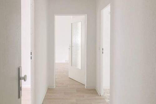 Muster Flur - Etagenwohnung mit 57,70 m&sup2; in Chemnitz zur Miete