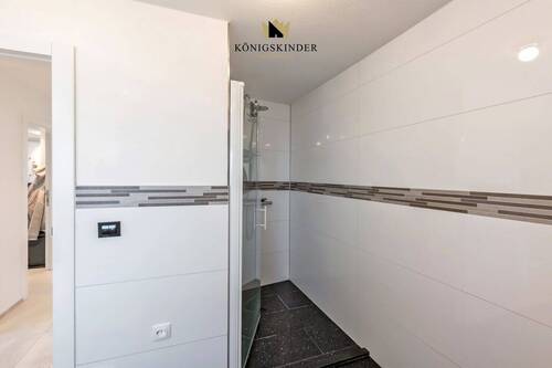 Dusche EG - 