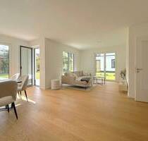 EINZIEHEN + WOHLFÜHLEN . Komfortable NEUBAU-3-Zimmer-Wohnung mit großem Garten und Sonnenterrasse - München Thalk.Obersendl.-Forsten-Fürstenr.-Solln