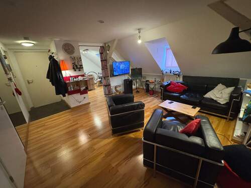 IMG_0293.JPG - ***kl. gemütliche 2-Zimmer DG- Wohnung in der Altstadt von Nürnberg