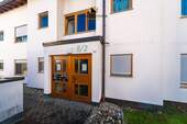 Hauseingang - 3 Zimmer Etagenwohnung in Markgröningen