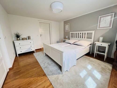 Schlafzimmer EG - 