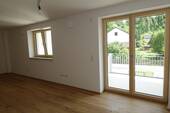 WE 4 Wohnküche, Balkon - 3 Zimmer Etagenwohnung zur Miete in Kraiburg