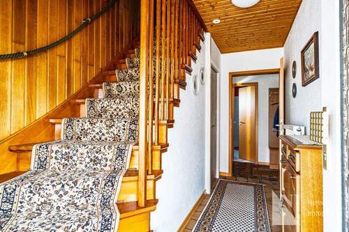 Treppenaufgang ins Dachgeschoss - 