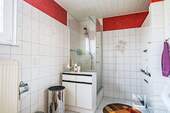 Duschbad im Erdgeschoss - 