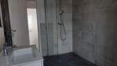 Bad mit Dusche.jpg - 