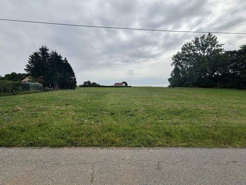 Grundstücke 1 und 2 - 