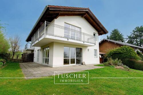 Süd-/Westansicht - Moderne DHH in ruhiger Ortsrandlage mit Bergblick!