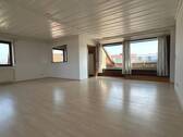 Essbereich mit Zugang zur Loggia - 3 Zimmer Etagenwohnung in Heßdorf